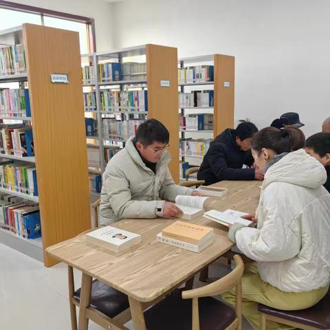 菏泽鲁西新区佃户屯街道开展“春风润民心 文韵飘墨香”全民阅读活动