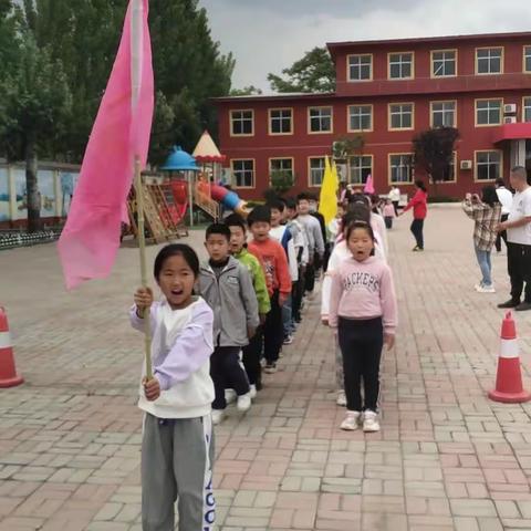 “趣”享运动，“味”你喝彩 —北白砂小学春季运动会
