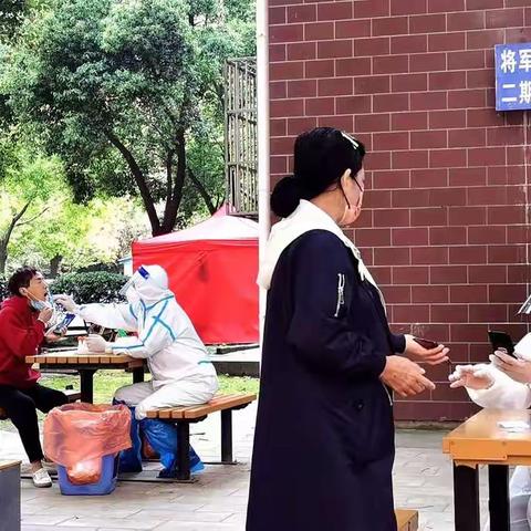 党员教师下沉社区，志愿服务抗疫“疫”线——武汉市金银湖中学党员和教师下沉将军路社区纪实