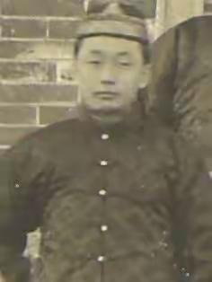 福明泰-达斡尔共产主义运动第一人