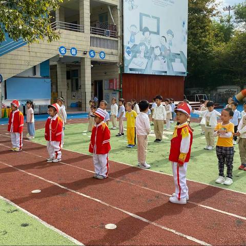 花絮时间到📩 🎈                                                   出镜：📸大三班小朋友🛍