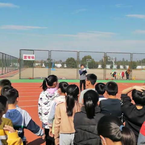 【强镇筑基】息陬镇小学开展防踩踏安全应急演练活动