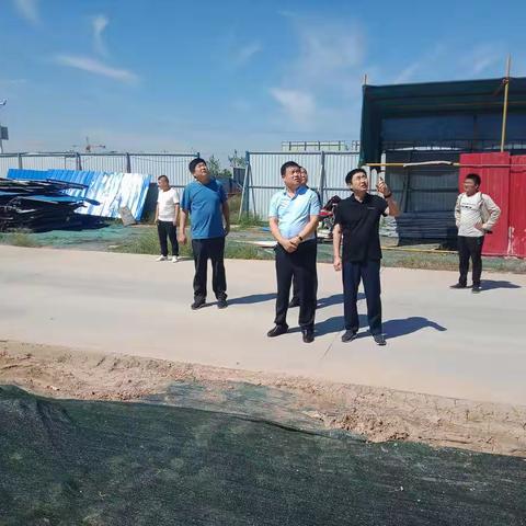 县委常委、办公室主任魏志凌到县医院新区和宗申调研