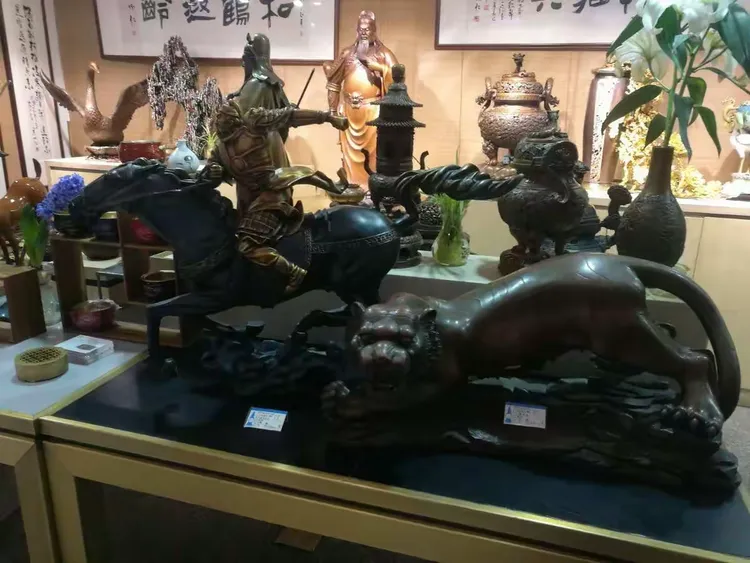 杭州市朱炳仁铜艺馆之一