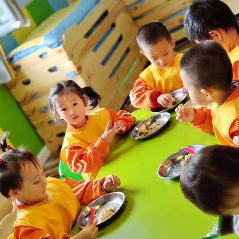 银川市金凤区通福幼儿园 月满中秋，“童”欢乐