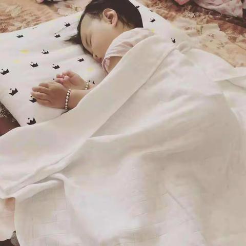 听懂宝宝的8种不同哭声