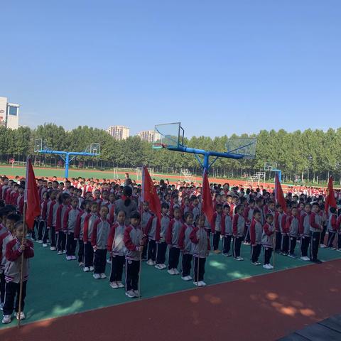 红领巾心向党，星火相传共成长｜记实验学校二年级新队员入队仪式