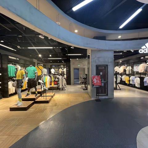 宁海西子国际AD陈列调整