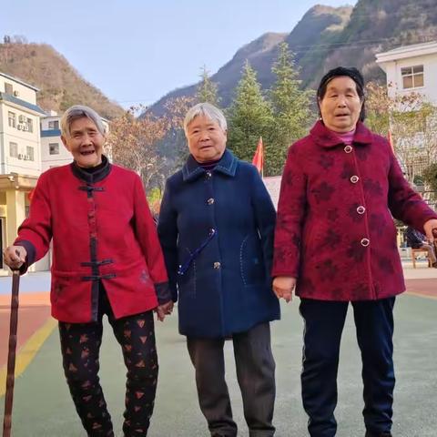 情暖幸福苑，别样三八节