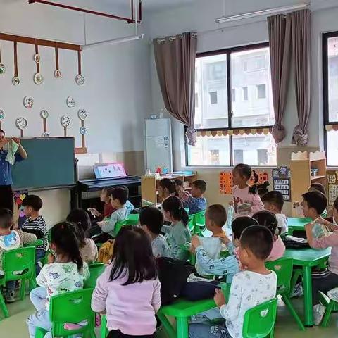 新开镇中心幼儿园大一班一周生活剪影