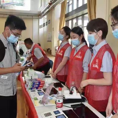 【皖美工行服务】中国工商银行洞山支行联合国家外汇管理局淮南市中心支局开展外汇便民，拒绝非法炒汇宣传活动