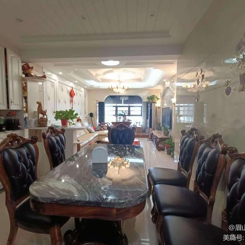 ❤️临苏洵玉龙半岛产权75.5平米，3/2/2，实际125，房东豪装40万 ，带全部家具家电79.8万 带车位一个，664703