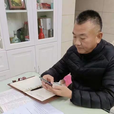 扬中市第一中学八（9）班不输全国落地家长《亲子沟通需要找到平衡点》