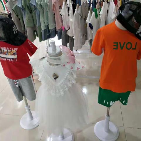 暑假特惠：白菜价等你来砍👚️👗️😜️😜️😜️🌱️🌱️🌱️🔥️🔥️🔥️求转发