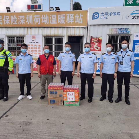 市市场稽查局副局长陈桂育带队赴龙岗局荷坳收费站打私卡点慰问督导
