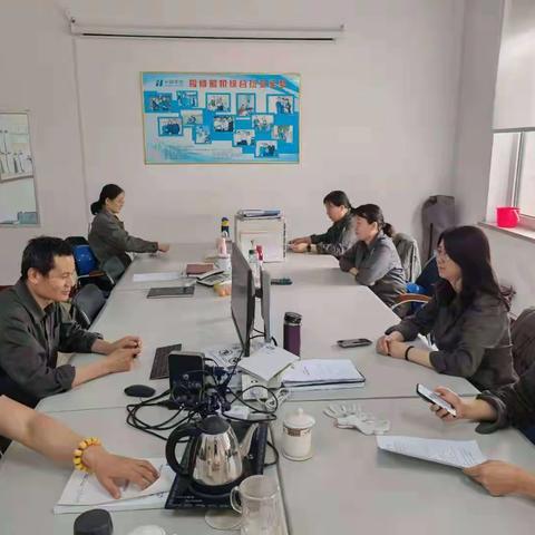汽机综合班全力以赴奋战检修