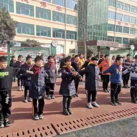 生命因运动精彩，体育让梦想成真—巩义市实验小学体育普查课