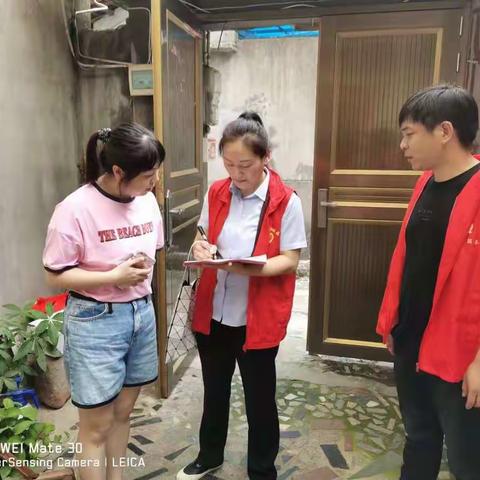 玉山县社保局开展“创建进万家，文明大走访”活动