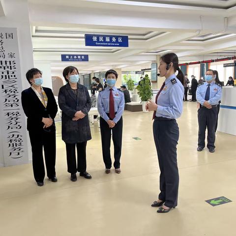 邯郸市肥乡区行政审批局开展“领导进大厅”活动