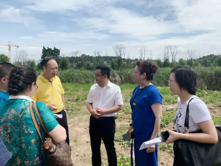 福州市民政局郭建国局长赴仓山区调研社会福利中心建设情况