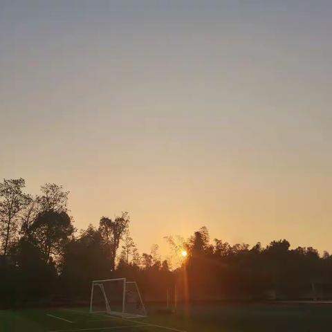 2104班第三月小札记