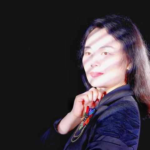 【2022年我满意的人像摄影作品】 棚拍人像