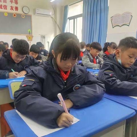 夯实基础促提高 百词达标展风采