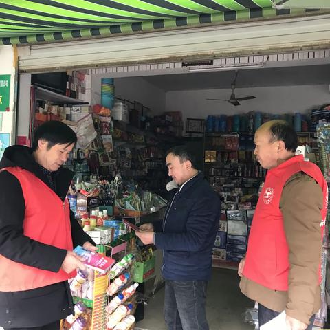 朱坑镇蔡家村开展全民国防教育宣传主题活动