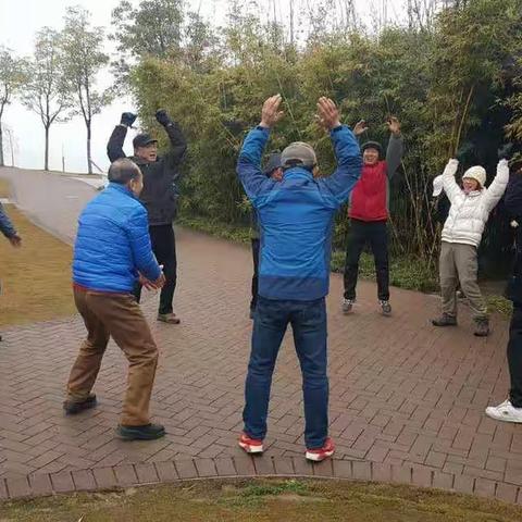 通经络最好的方法：太极十二拍