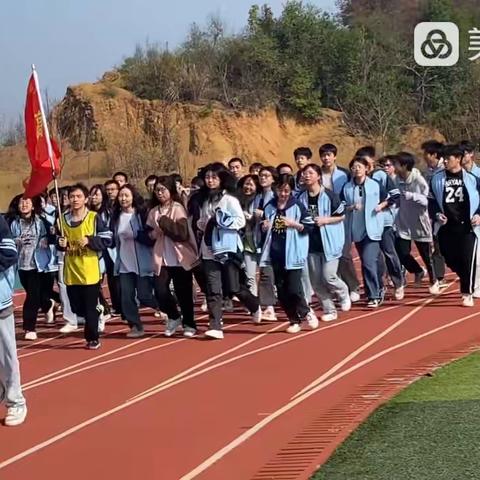 高二8班三月小结