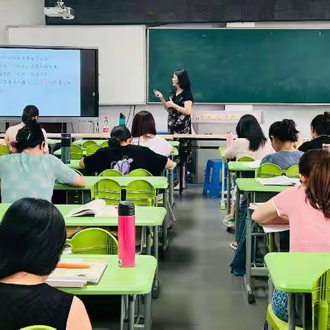 向未来，新出发——记钱塘文博小学语文教研组学习《义务教育课程方案与课程标准（2022年版）》