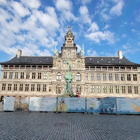 匆匆打卡欧洲行自驾游（3），比利时之安特卫普和布鲁塞尔。