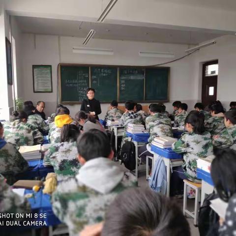 博学为人师     真情亦高品