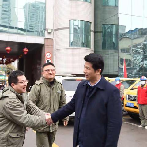 春节我在岗 祖国亮堂堂