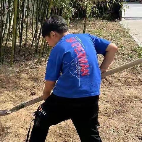 一年级二班龙子恩暑假成长记