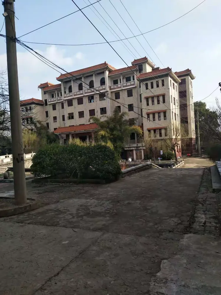 我的母校一黄冈林校