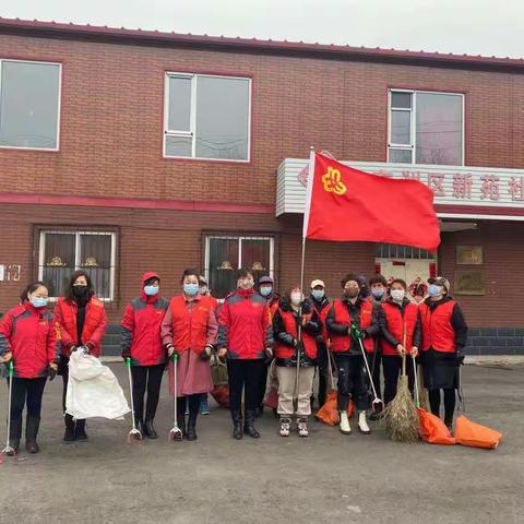 搭连街道新苑社区开展“奉献巾帼力量，倡导文明行动”学雷锋志愿服务