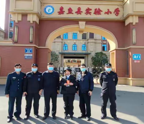 有你守护，城市更美--妇女节，致敬坚守岗位的她们
