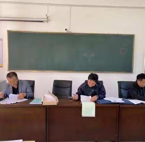 责任督学进校园，助推“五项管理”记开鲁县北清河学校迎督导组检查。