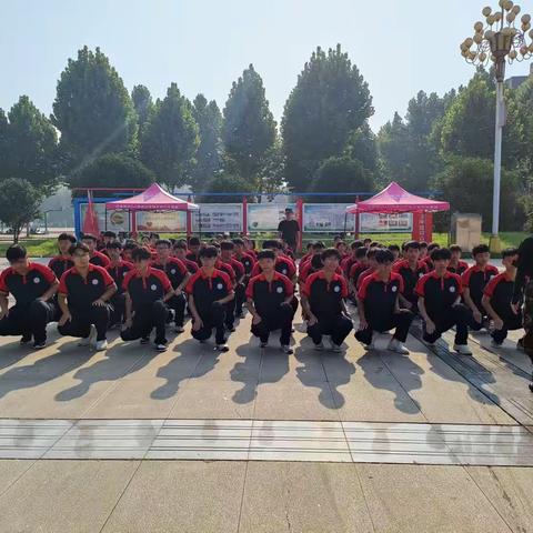 热血少年   百炼成钢——2023级新生纪实第六天