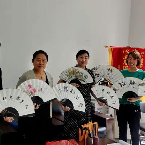 七月流火花正艳   书画折扇送清凉