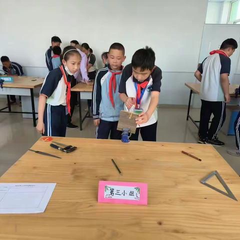 生动有趣的木工实践课