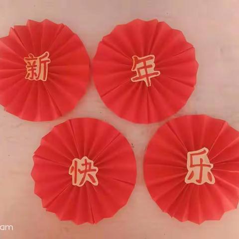 临河三小三（3）班赵锦洋“石榴籽在行动”（副本）