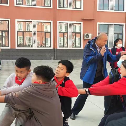 拔河比赛促团结 凝心聚力展风采——望湖小学开展拔河比赛活动