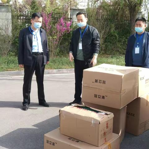 众志成城战疫情我区迅速掀起社会捐赠高潮