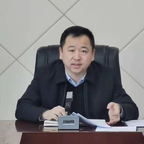 区发展和改革局学习贯彻区委二届三次全会精神