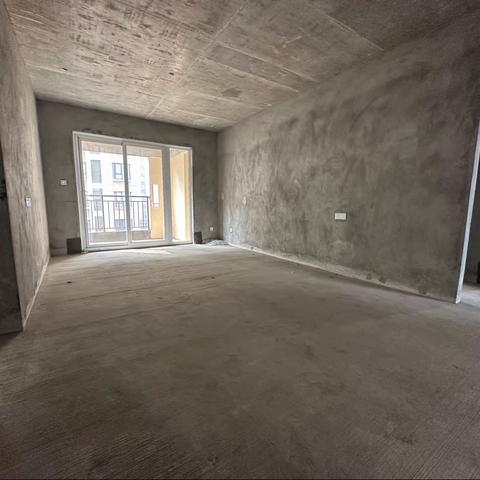 🌟房东血亏15万中梁华府一梯两户洋房中间楼层 产权118平方中庭 68.8万随时看房65991