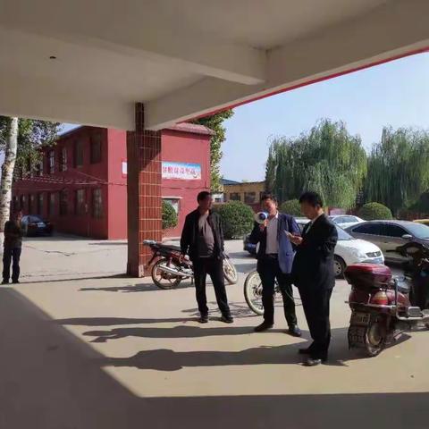 习文乡扎实开展环境卫生自查观摩工作