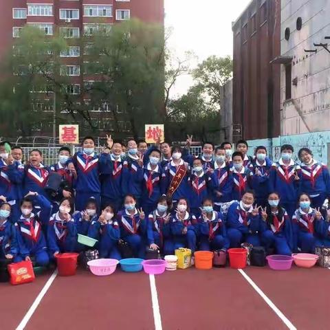 春耕农作时，青春正绽放——初一十六班“小神农”石榴种植园开耕了！