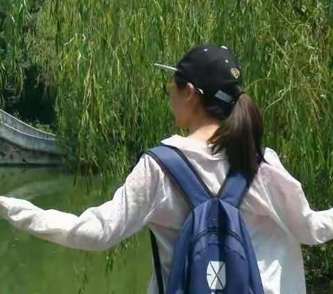 青青子衿，悠悠我心，但为君故，沉吟至今（副本）